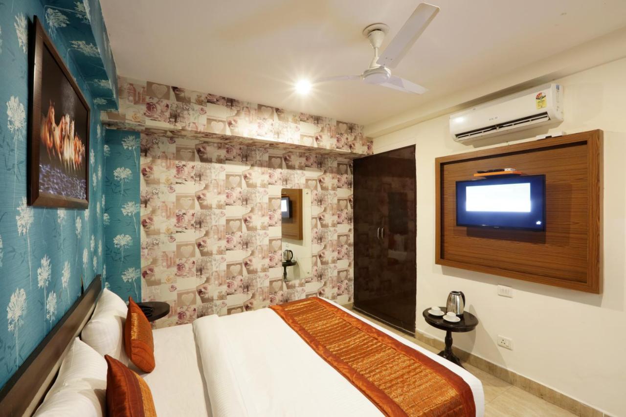 Hotel Ark Suites At Delhi Airport Neu-Delhi Exterior foto