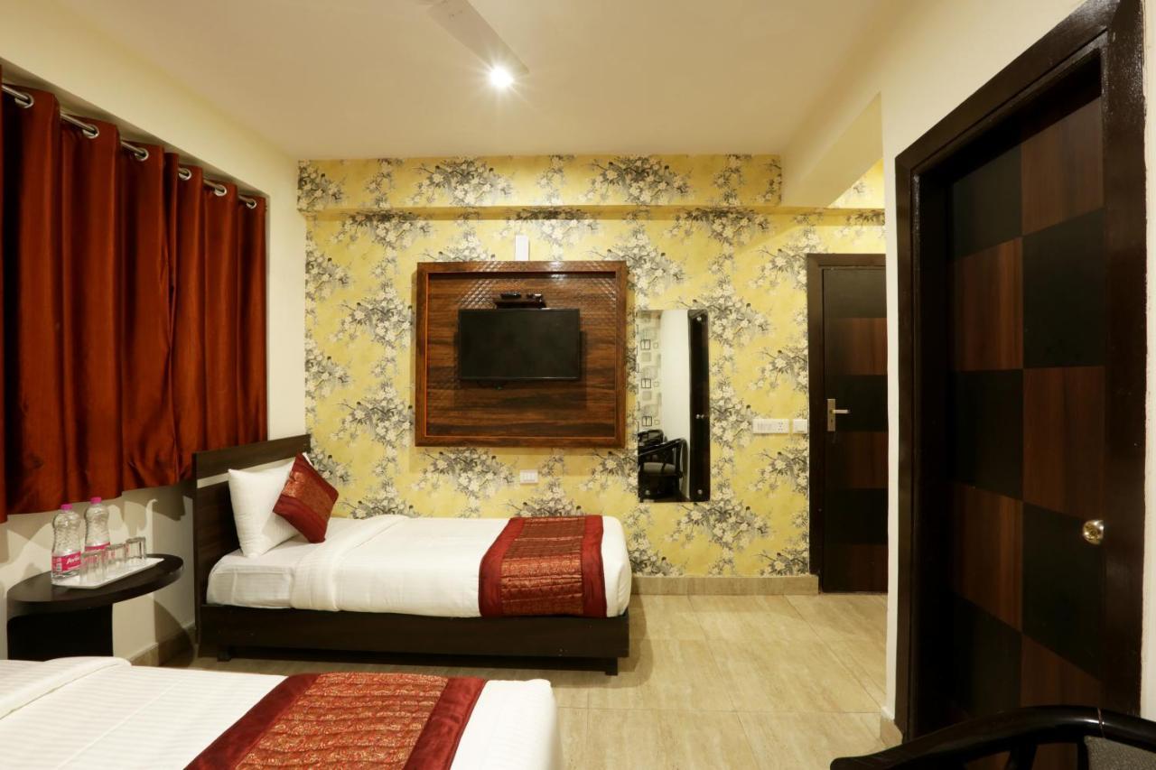 Hotel Ark Suites At Delhi Airport Neu-Delhi Exterior foto